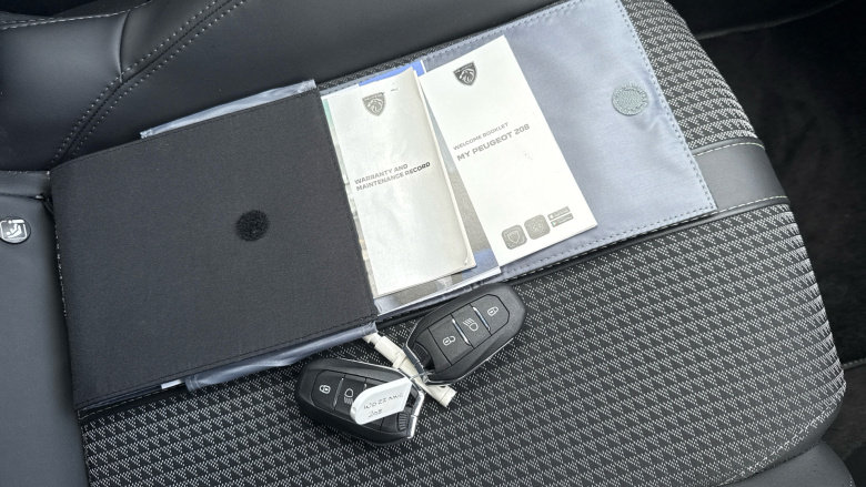 Peugeot 208 1.2 PureTech 100 GT 5dr Petrol Hatchback